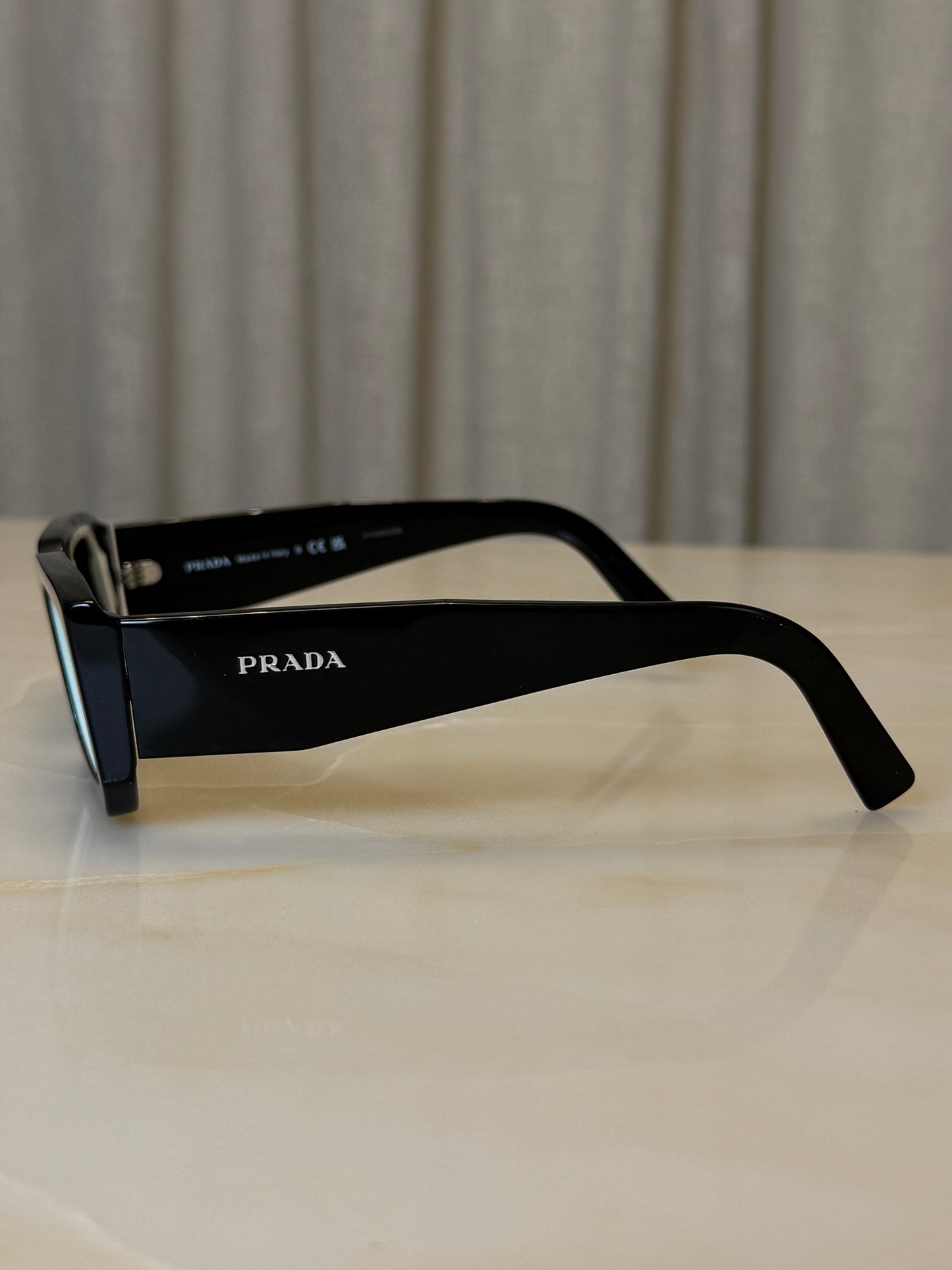 Prada sunglasses PR A07SF
