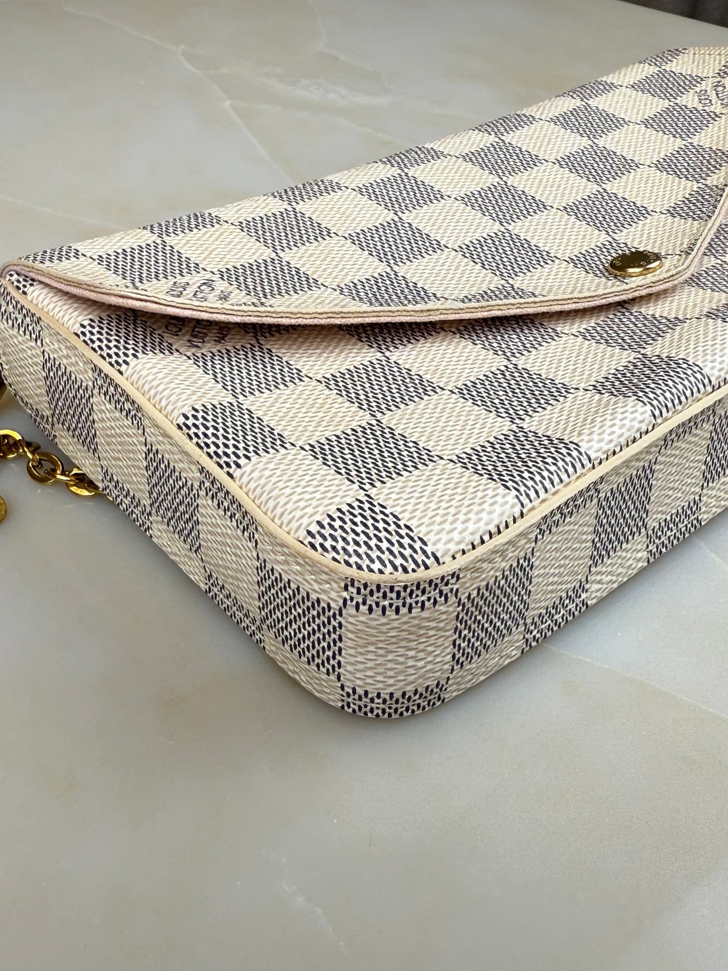 Louis Vuitton Pochette Félicie Bag