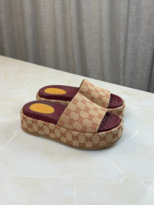 Gucci Angelina GG Monogram Platform Slides Size 36