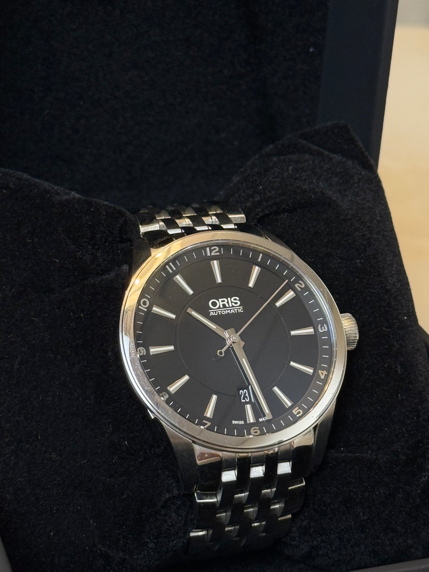Oris Artix Black Date 42mm Mens Automatic Watch